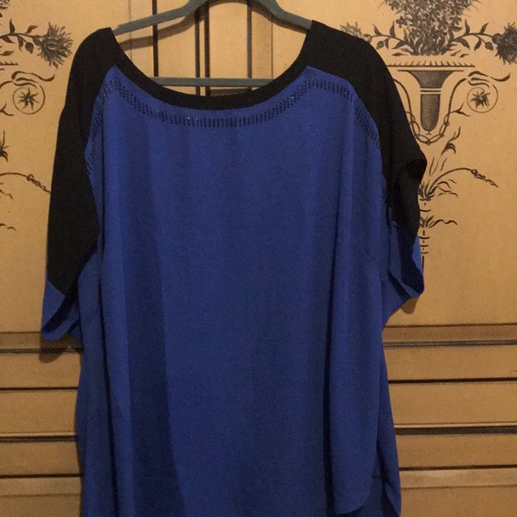 Lane Bryant Tops - Lane Bryant Short Sleeve Plus Size Blouse